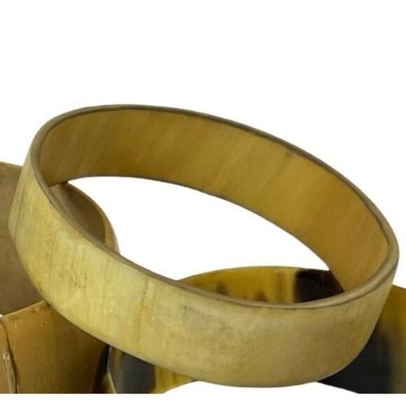 Bohemian Chunky Coconut Shell Bangle 8.6in circ - Picture 4 of 6